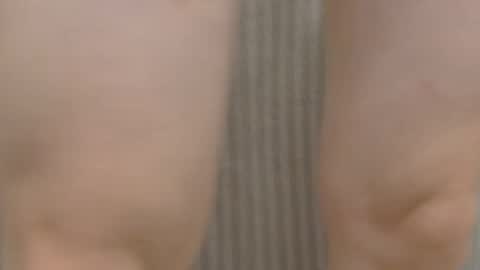 Snapshot of lillkit chatting on October 18, 9:49 pm Lilu online show from October 18, 9:49 pm