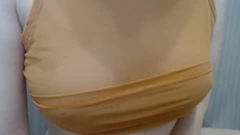 Snapshot of lillkit chatting on February 15, 11:38 pm Lilu online show from February 15, 11:38 pm