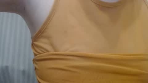 Snapshot of lillkit chatting on February 9, 12:08 am Lilu online show from February 9, 12:08 am