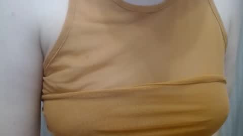 Snapshot of lillkit chatting on February 9, 11:36 pm Lilu online show from February 9, 11:36 pm