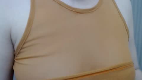 Snapshot of lillkit chatting on January 13, 12:09 am Lilu online show from January 13, 12:09 am