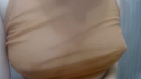 Snapshot of lillkit chatting on September 12, 9:44 pm Lilu online show from September 12, 9:44 pm