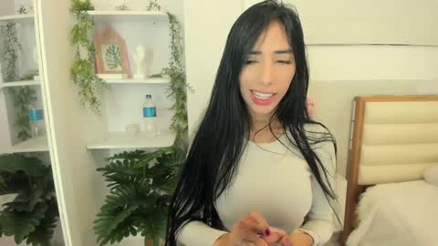 Snapshot of lilly_denson8 chatting on December 19, 4:02 pm Sweety Lilly Love online show from December 19, 4:02 pm