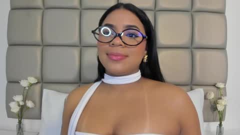 Lilly  online show from June 5, 6:52 am