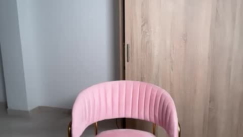 lilly online show from April 18, 3:53 am