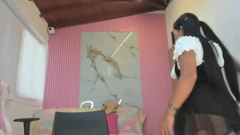 lillyy16 online show from April 10, 11:05 am