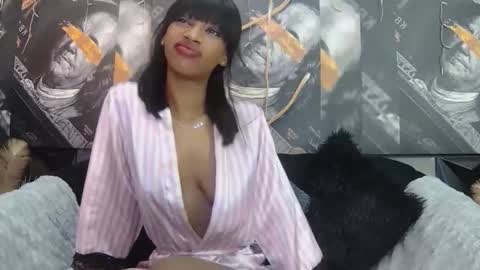 lilmissbaddiexxx online show from April 10, 6:47 pm