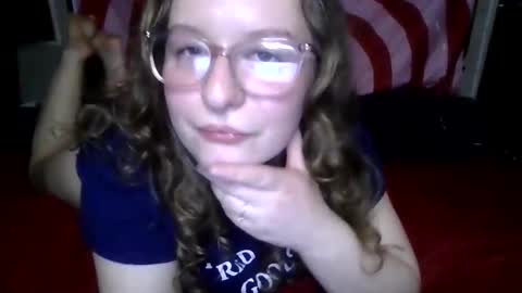 Snapshot of lilpies chatting on February 26, 4:41 am LilPies  online show from February 26, 4:41 am