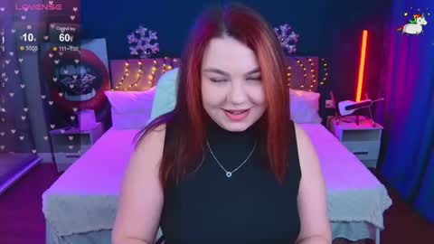 Lilu online show from December 18, 12:32 pm