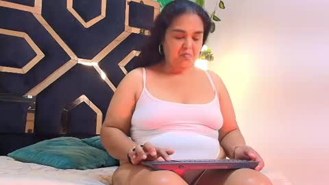 LILIANA online show from July 8, 7:05 pm