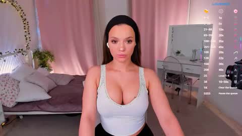 lily_dallass online show from March 13, 12:28 pm