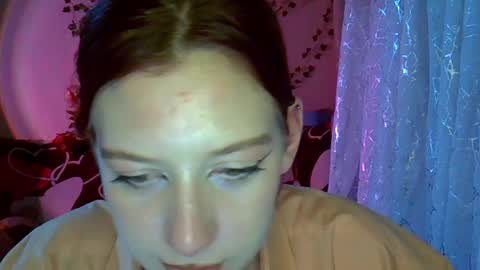 lily_ember online show from November 8, 7:19 pm