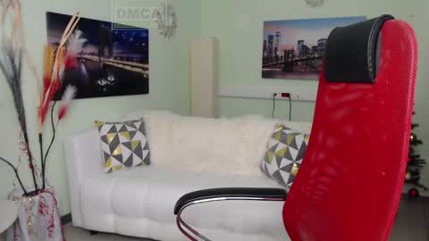 Lily online show from January 6, 6:06 am