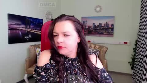 Lily online show from May 26, 6:35 am