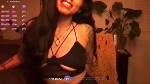 Snapshot of lily_henry chatting on October 15, 5:21 am Little Lily online show from October 15, 5:21 am
