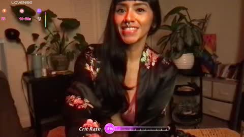 Snapshot of lily_henry chatting on October 21, 4:38 am Little Lily online show from October 21, 4:38 am