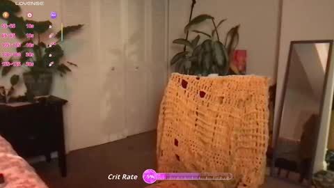 Snapshot of lily_henry chatting on September 22, 4:55 am Little Lily online show from September 22, 4:55 am