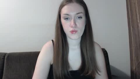 lily_love_x online show from March 9, 4:05 am
