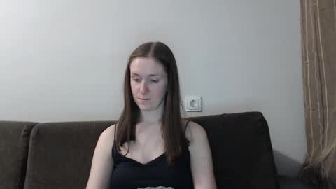 lily_love_x online show from February 27, 12:10 am