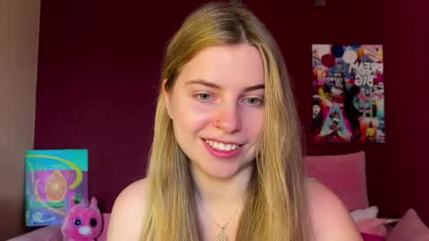 Lily online show from May 6, 2:43 pm