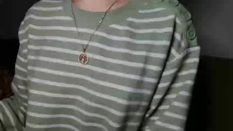 small lily online show from April 15, 5:13 pm