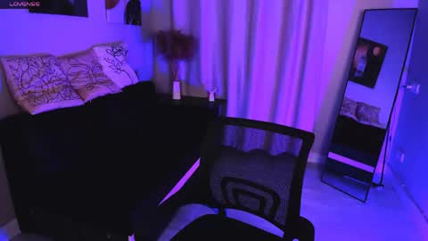 LILY online show from April 12, 11:46 am