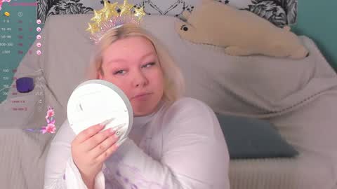 Lily online show from December 30, 7:21 pm