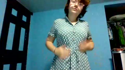 lily online show from July 13, 2:18 pm