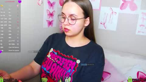 Lily online show from September 14, 2:04 pm