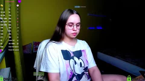 Lily online show from January 11, 6:46 pm