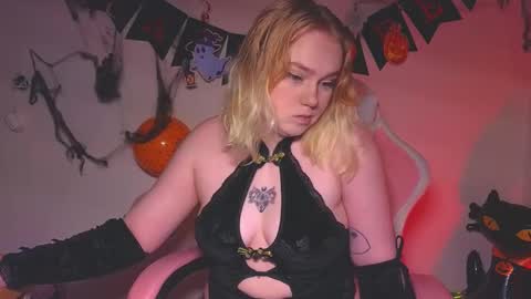 lime cat online show from October 30, 1:19 am