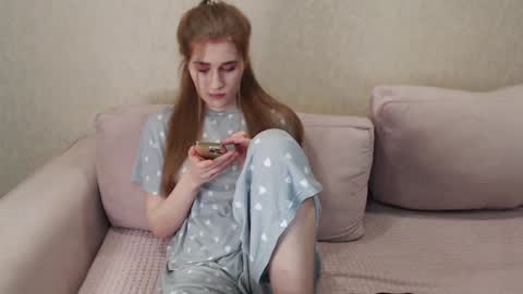 lina online show from January 28, 3:25 pm