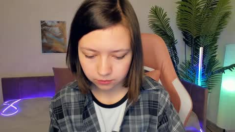 Lina online show from February 3, 2:36 am