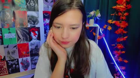 Lina online show from December 19, 2:23 am