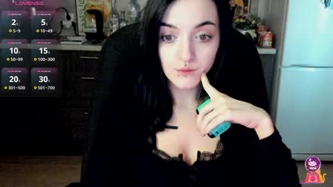 Lina 3  1715622743 online show from January 21, 7:37 am