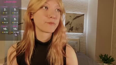 Lina online show from April 16, 10:01 pm