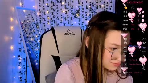 Lina online show from April 9, 6:05 am