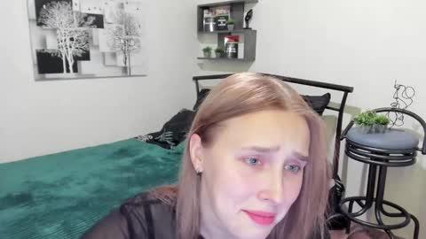 Lina online show from January 17, 9:28 pm