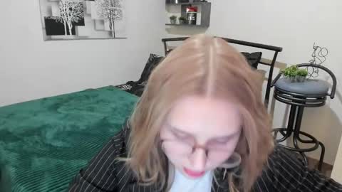 Lina online show from January 24, 9:04 pm