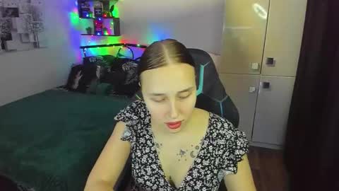 Lina online show from February 4, 10:24 pm