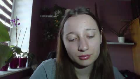 LindaAmore online show from September 15, 6:21 am