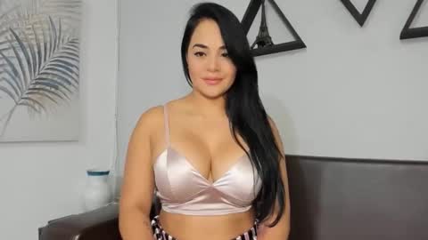 Linda Kimura online show from April 8, 9:22 am