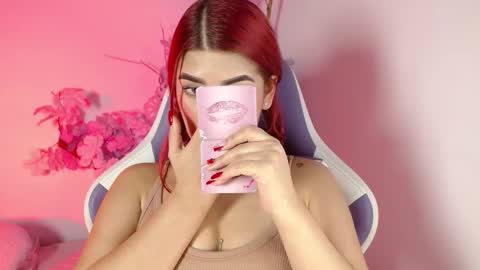 LINDSEYFERRER online show from January 10, 9:19 pm