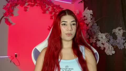 LINDSEYFERRER online show from April 9, 9:09 pm