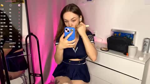 Kate online show from October 27, 6:35 pm