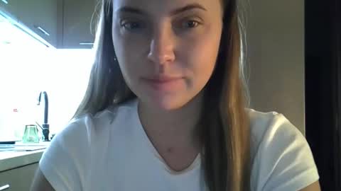 Anna online show from October 27, 10:59 pm