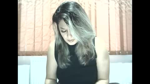 lionessmom online show from December 23, 7:01 am