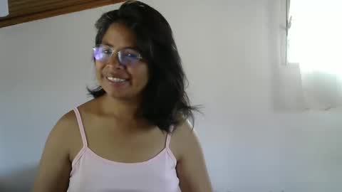 liora online show from February 8, 5:22 am