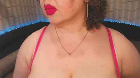 LIpsAddiction online show from February 19, 2:01 pm