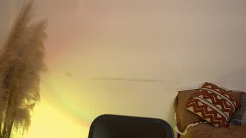 Lily see u on december 2 online show from February 7, 8:13 pm